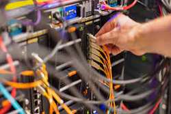 پیکربندی مجدد تجهیزات شبکه